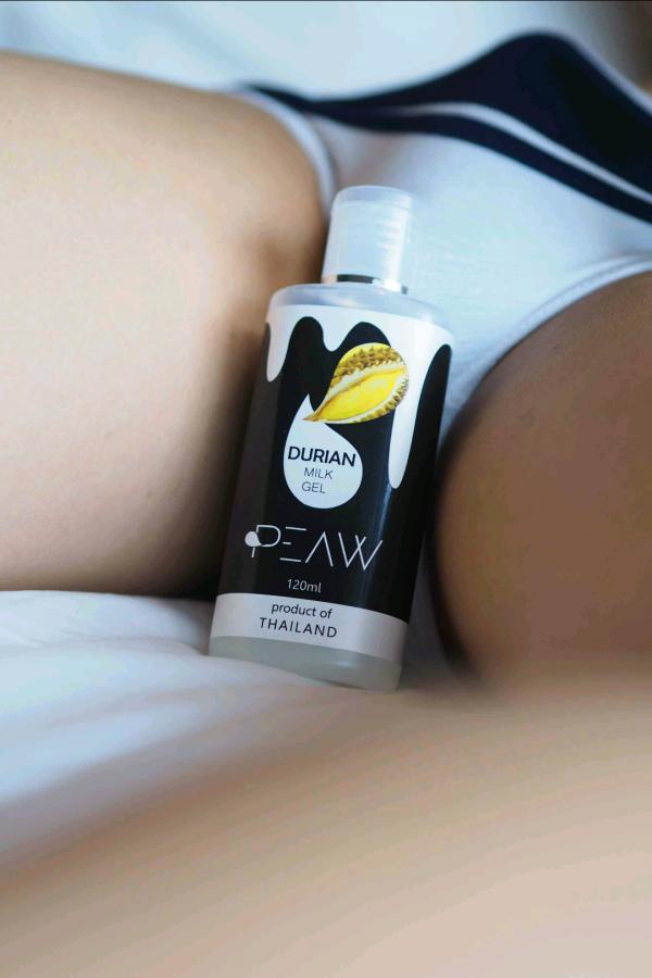 Peaw-1-泰國模型為您的樂趣